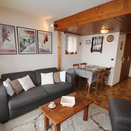 - 2 Pieces Avec Cabine, 4 Pers. Appartement