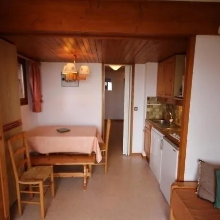 - 2 Pieces Avec Cabine, 4 Pers. Les Saisies