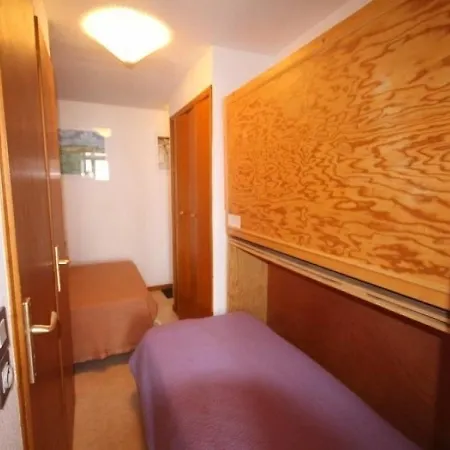 - 2 Pieces Avec Cabine, 4 Pers. Appartement